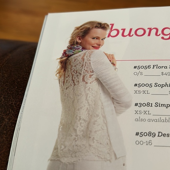 Cabi Sophia Sweater / Size Medium - Picture 3 of 6